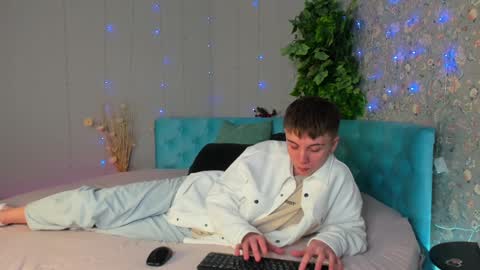 Snapshot of william_ross chatting on January 2025 08:06:02 PM will online show from January 2025 08:06:02 PM