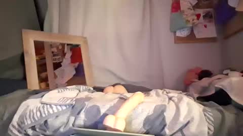 willinganalslut13 online show from January 2026 10:37:01 PM