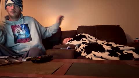 lovEEdovEE online show from February 2026 12:02:02 PM