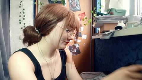 Phoebe online show from March 2026 11:28:02 AM