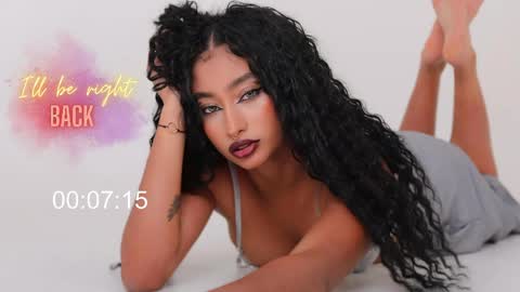 Snapshot of willow_hendrix chatting on May 2026 04:04:02 PM Ms Willow online show from May 2026 04:04:02 PM