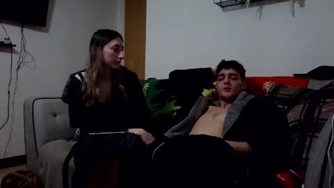 willy_est_95 online show from April 2026 11:17:02 PM