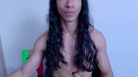 willy_veins online show from May 2026 06:09:01 PM