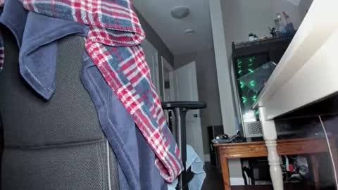 WillySkynn online show from November 2025 03:31:01 AM