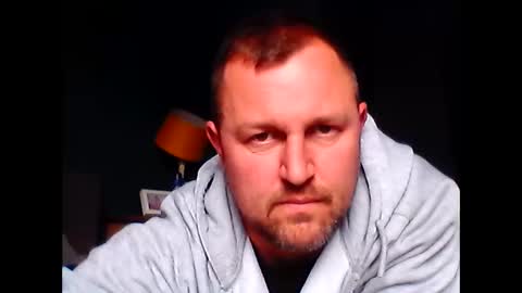 willywinkwer online show from April 2026 03:00:01 PM