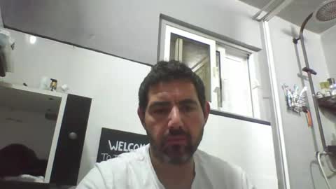 Snapshot of windowpane5 chatting on January 2025 06:09:01 PM windowpane online show from January 2025 06:09:01 PM