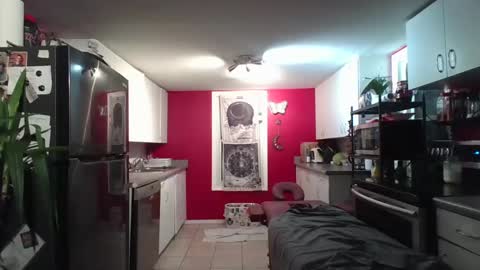 winebottle24 online show from February 2025 08:21:01 AM