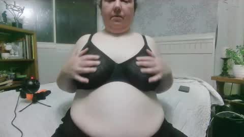 Winnie online show from April 2026 03:56:01 AM