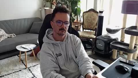 cream36 online show from November 2025 01:54:02 PM