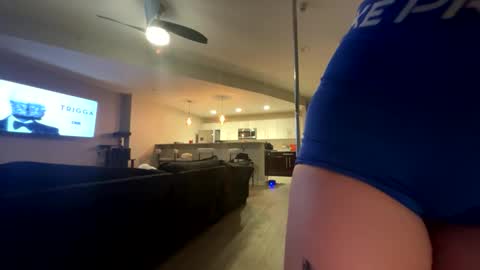 Winter rayne online show from October 2025 01:07:02 AM