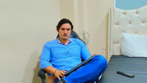 Wiston online show from February 2026 12:54:02 PM