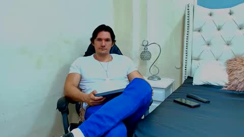 Wiston online show from February 2026 01:11:01 PM