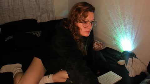 Snapshot of witch_eyes chatting on March 2026 04:24:02 PM Anghel online show from March 2026 04:24:02 PM