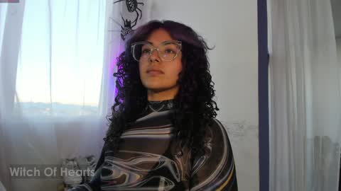 Snapshot of witchofhearts chatting on January 2025 10:51:02 PM Luna Violeta A r t i s t online show from January 2025 10:51:02 PM