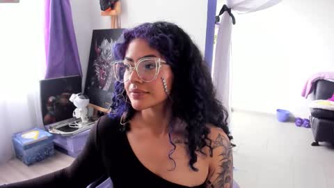 Snapshot of witchofhearts chatting on September 2025 08:08:02 PM Luna Violeta A r t i s t online show from September 2025 08:08:02 PM