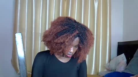 girlie o online show from February 2025 05:09:01 PM