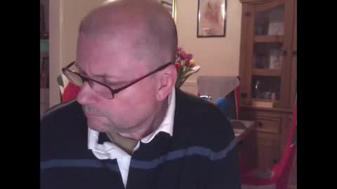 Snapshot of wobble444 chatting on March 2026 12:48:02 AM wobble444 online show from March 2026 12:48:02 AM