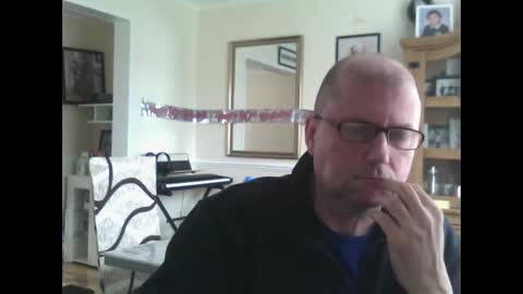 Snapshot of wobble444 chatting on April 2026 10:51:02 AM wobble444 online show from April 2026 10:51:02 AM