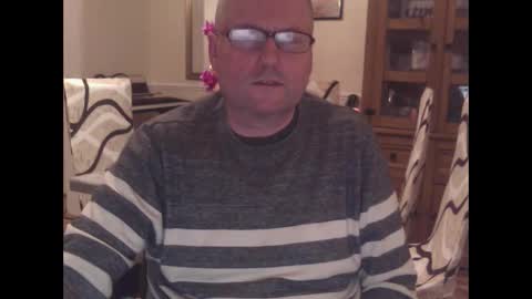 Snapshot of wobble444 chatting on June 2026 01:05:01 AM wobble444 online show from June 2026 01:05:01 AM