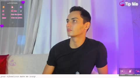 Snapshot of wolfkyng chatting on May 2026 12:55:02 PM Andrew online show from May 2026 12:55:02 PM