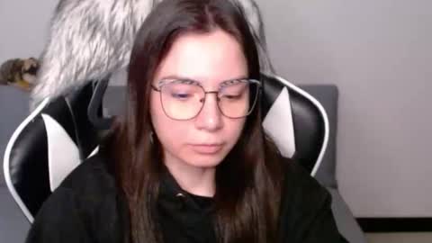 Alex online show from March 2026 02:04:02 AM