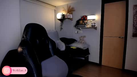   online show from September 2025 03:30:02 AM