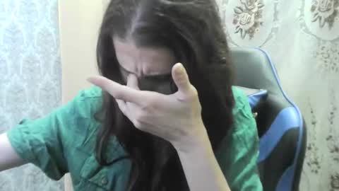 Snapshot of wolfxsnow chatting on November 2025 08:21:02 PM wolfxsnow online show from November 2025 08:21:02 PM