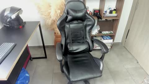 wolker_allan online show from November 2025 06:17:01 PM