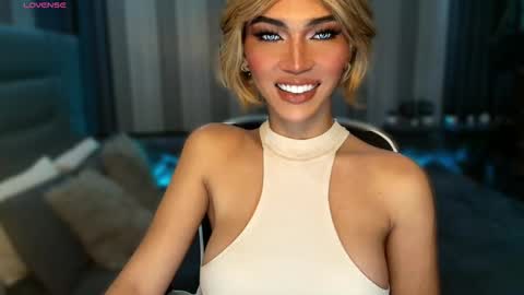 Julia online show from February 2026 04:05:02 AM