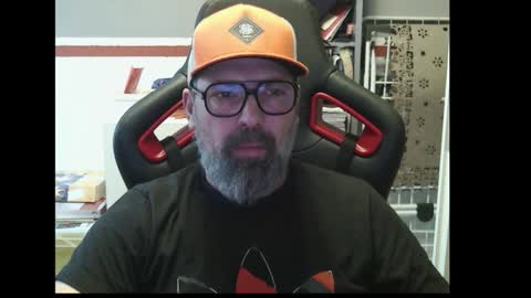 Adam online show from November 2025 11:57:02 AM