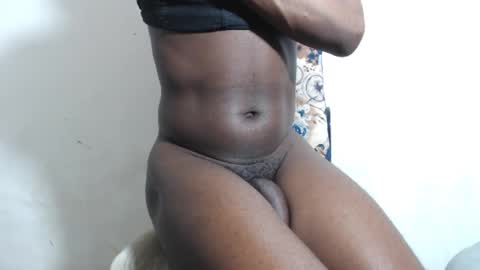 SHENIEL RODRIGUEZ online show from January 2025 12:32:02 PM