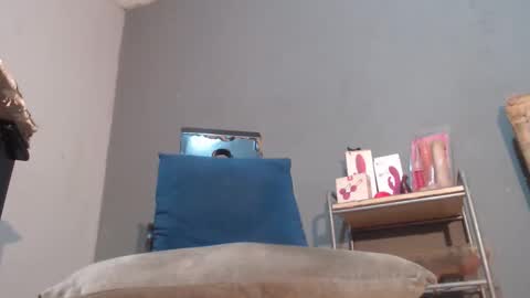 Snapshot of wonderfullight chatting on May 2026 04:39:02 AM SHENIEL RODRIGUEZ online show from May 2026 04:39:02 AM