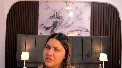 wonderkloe_ online show from June 2026 08:00:01 PM