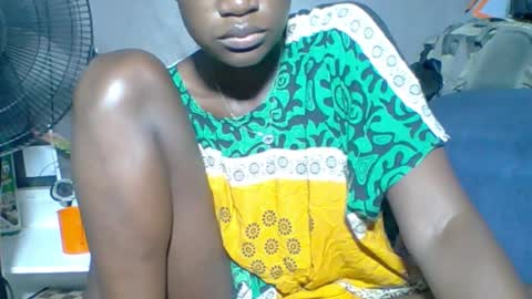 Snapshot of wonders0786 chatting on October 2025 12:01:02 AM Your black bunny online show from October 2025 12:01:02 AM