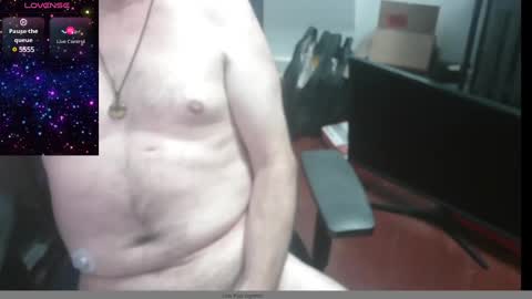 Snapshot of woodworker6473 chatting on January 2025 09:36:02 PM woodworker6473 online show from January 2025 09:36:02 PM