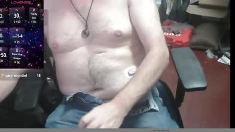 Snapshot of woodworker6473 chatting on January 2025 12:50:01 AM woodworker6473 online show from January 2025 12:50:01 AM