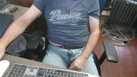 woodworker6473 online show from March 2026 02:12:02 PM