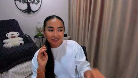 Snapshot of worldofkim chatting on October 2025 10:46:02 AM dudetta Kim online show from October 2025 10:46:02 AM