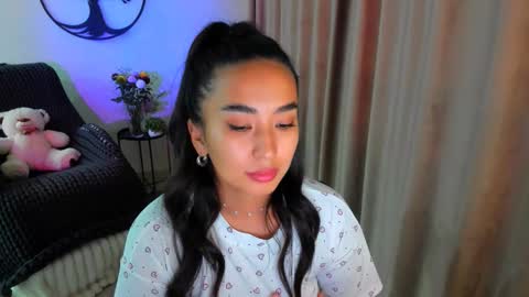 Snapshot of worldofkim chatting on October 2025 11:44:02 AM dudetta Kim online show from October 2025 11:44:02 AM