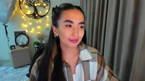 dudetta Kim online show from April 2026 06:36:02 PM