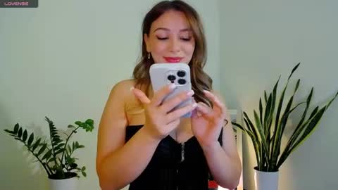 Snapshot of worldsbaby chatting on August 2026 02:48:02 PM worldsbaby online show from August 2026 02:48:02 PM
