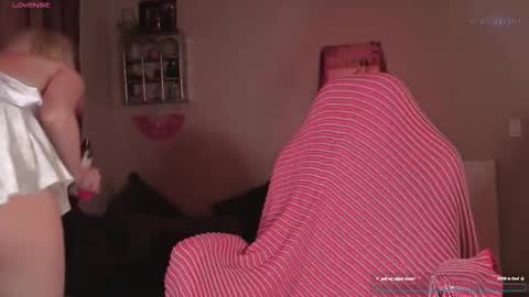 Snapshot of worship_nymphae chatting on October 2025 05:19:01 AM NYMPH online show from October 2025 05:19:01 AM