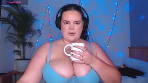 Snapshot of wow_its_kaitlyn chatting on October 2025 11:11:01 AM Kaitlyn xx online show from October 2025 11:11:01 AM
