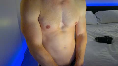 Snapshot of wrigley2024 chatting on December 2024 01:41:02 AM wrigley2024 online show from December 2024 01:41:02 AM