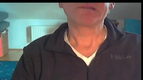 Wuki online show from October 2025 02:05:01 PM