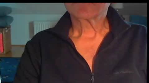 Wuki online show from November 2025 01:20:01 PM