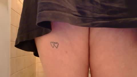 x2kayx2 online show from November 2025 08:37:01 AM