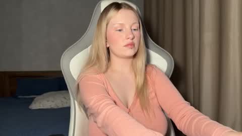 eva online show from November 2025 04:33:01 PM