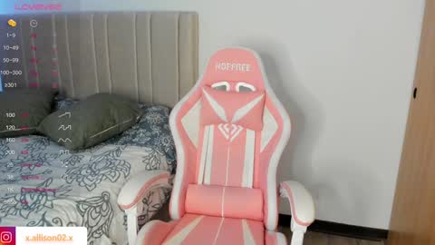 Snapshot of x_allison02x chatting on January 2025 08:37:02 PM Allison online show from January 2025 08:37:02 PM