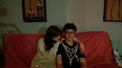 Philipp and Este online show from October 2025 01:55:02 AM